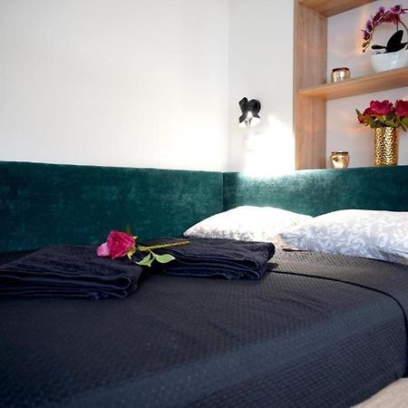 Relax Jacuzzi Apartment 크라쿠프 외부 사진