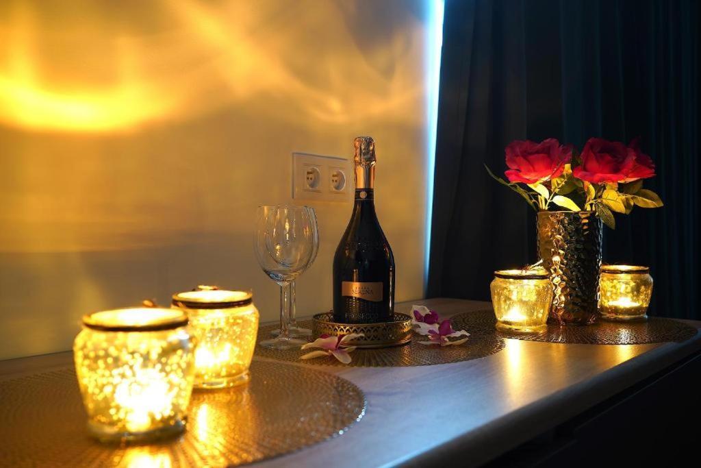 Relax Jacuzzi Apartment 크라쿠프 외부 사진